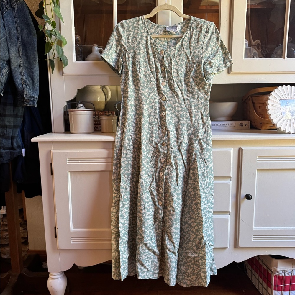 LAST CHANCE Vintage Green and White Button Up Dress